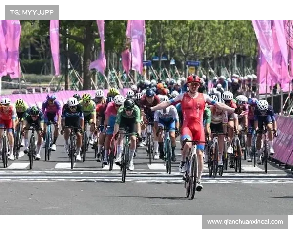 环上海新城自行车赛第三赛段完赛 意大利车手拉约维奇成功问鼎总成绩冠军